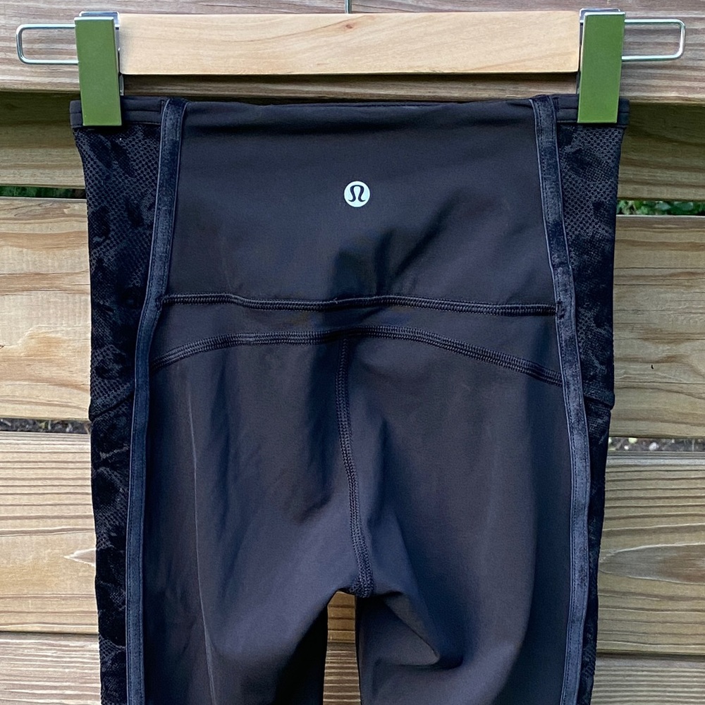 Lululemon Wunder Under Crop High-Rise Flocked - Picture 10 of 14